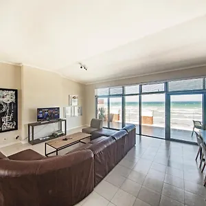 Surferscorner Self Catering , Muizenberg Südafrika
