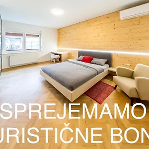 Kamr'ca Liubliana