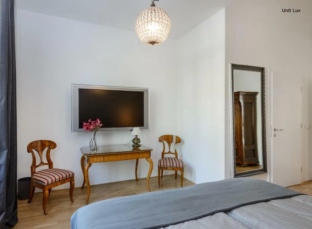 Prestige Apartments Любляна