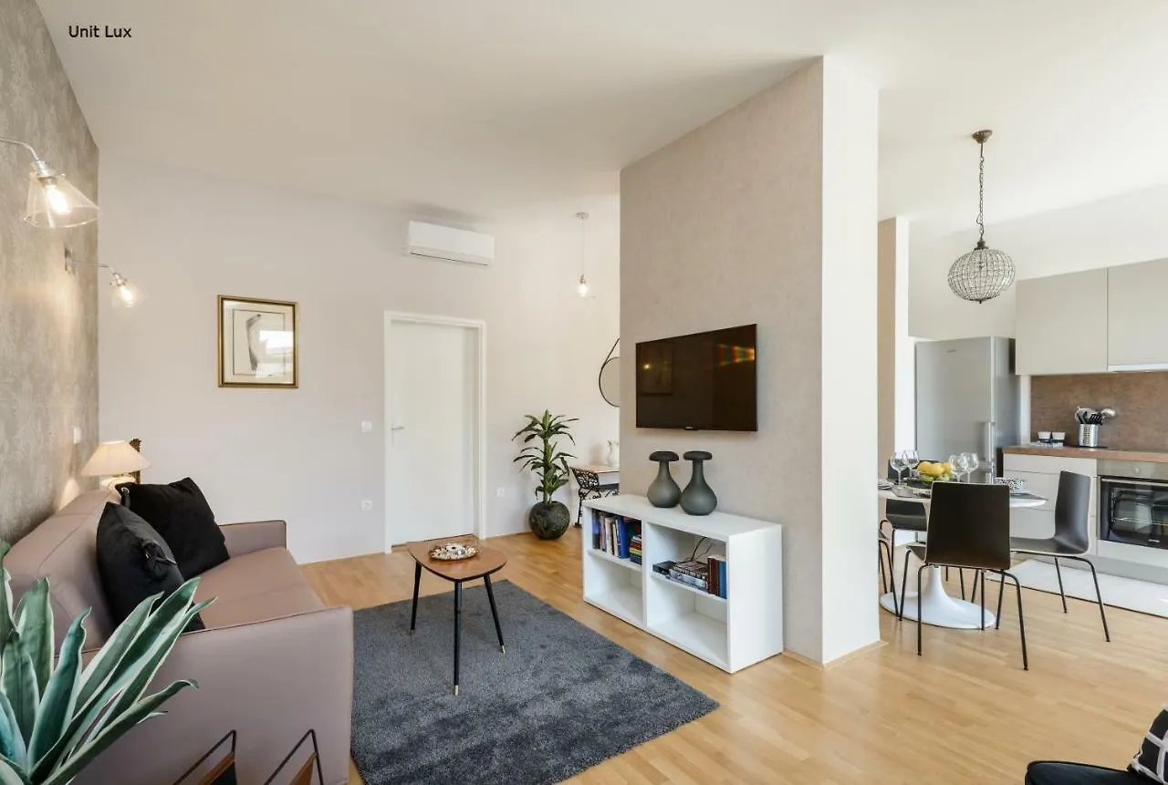 Prestige Apartments Любляна